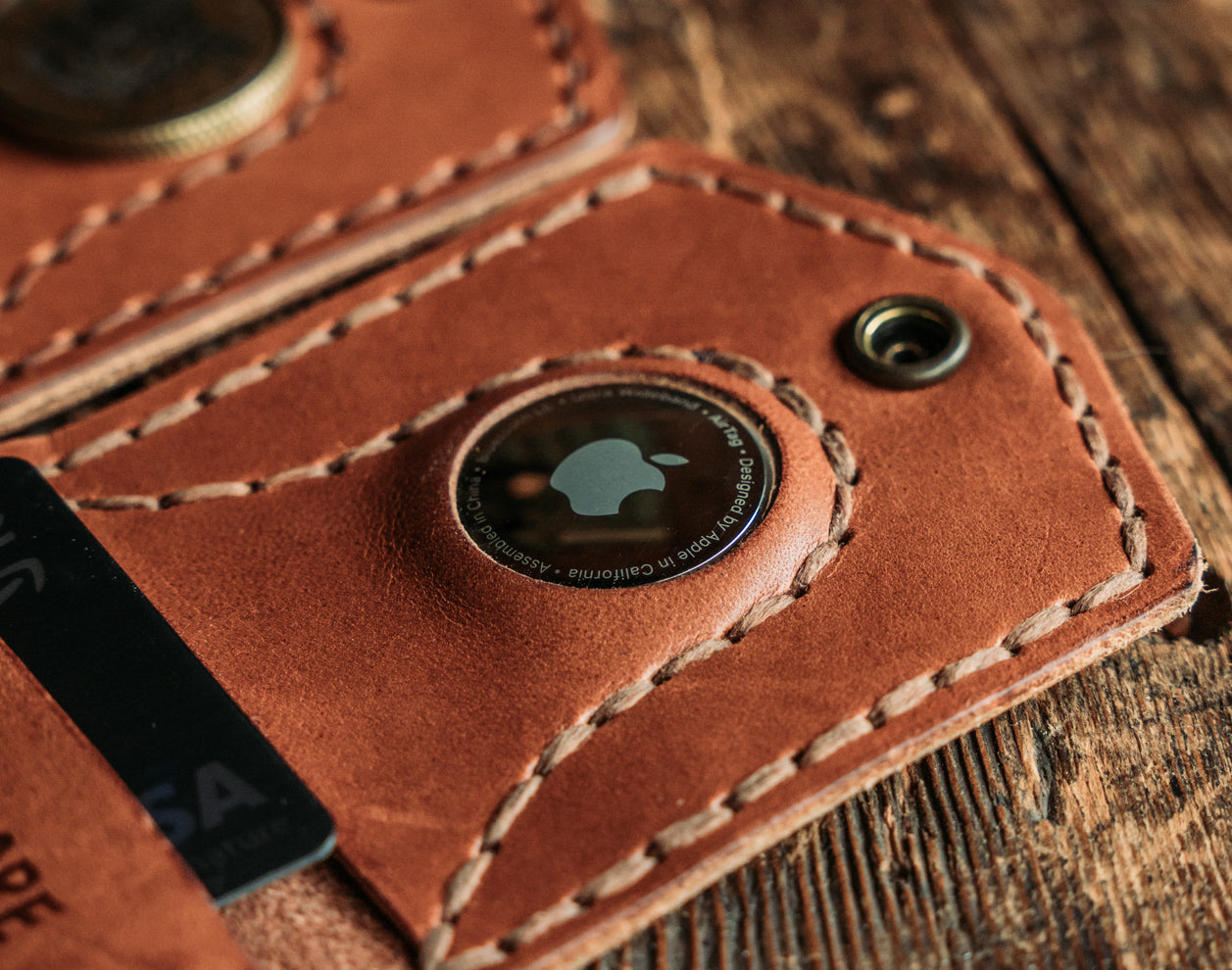 Apple AirTag Tracking leather wallets – Craft and Lore