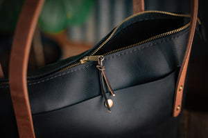 Benchmark Handbag