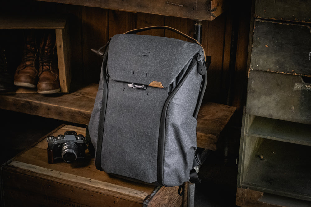 Peak Design Everyday Carry Camera Backpack 30L Charcoal Grey