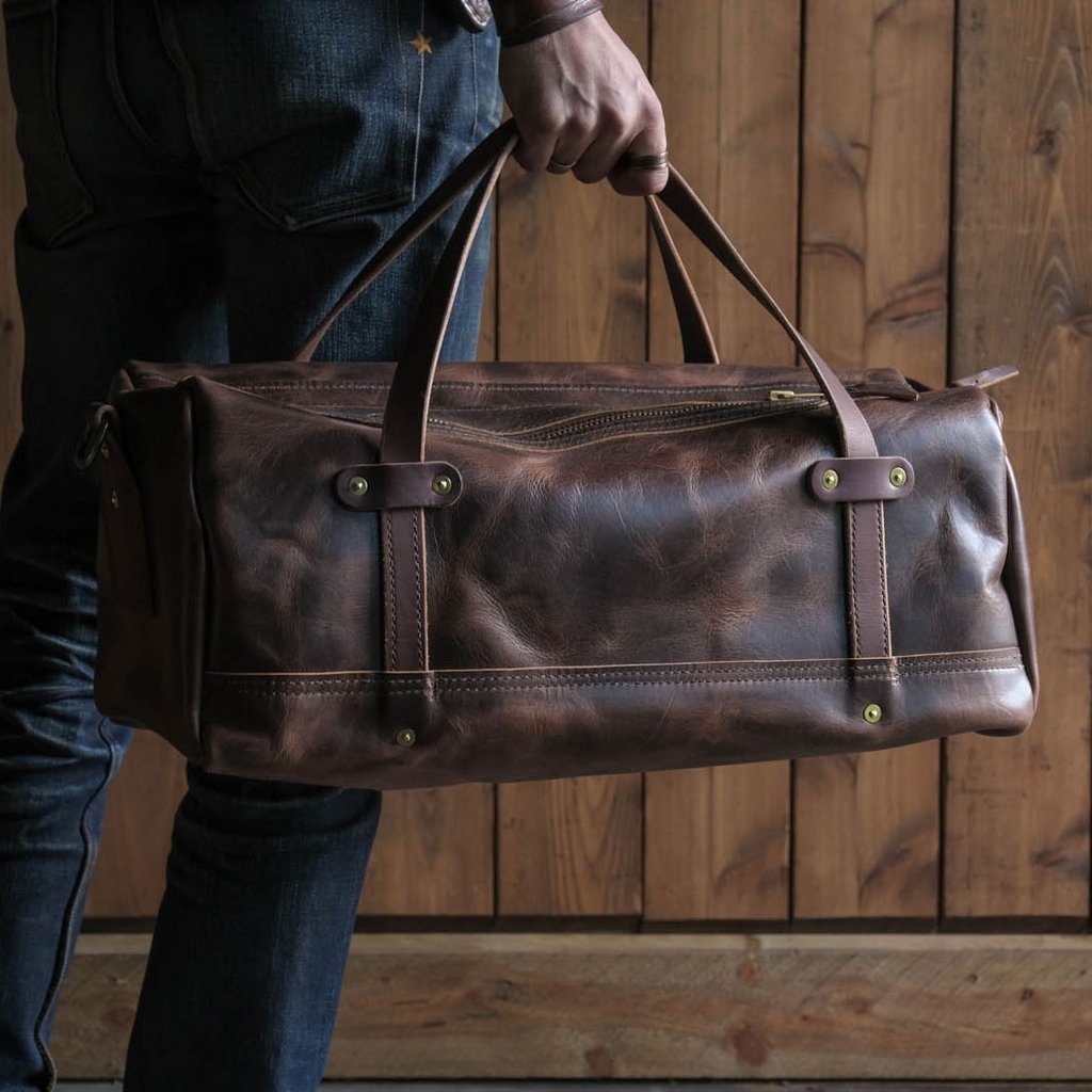 Kodiak Leather 30L Weekender Leather Duffel Bag fits all your weekend  essentials