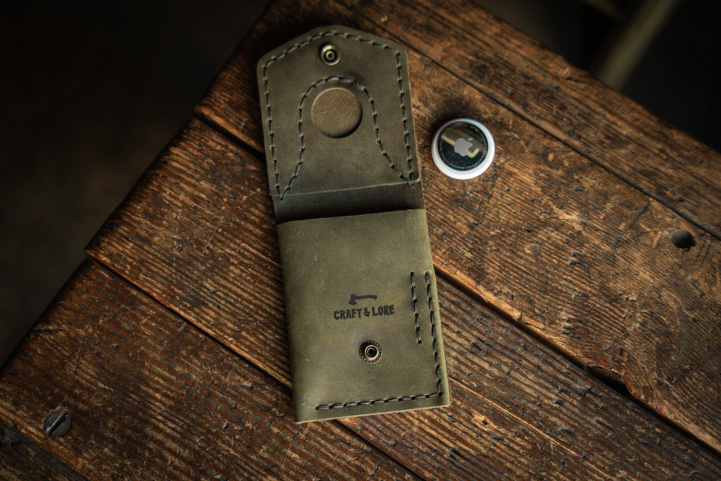 ゴーストライダー　ウォレット Limited - Crazy Horse Olive – Craft and Lore