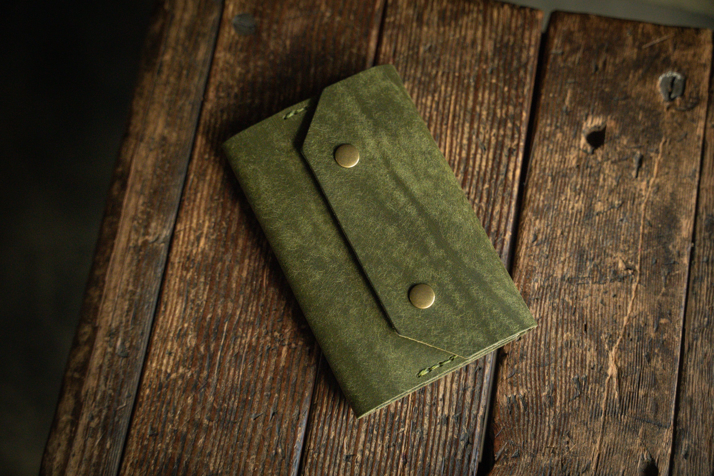 Pueblo Olive Limited Edition Handmade Leather Wallets – Craft and Lore