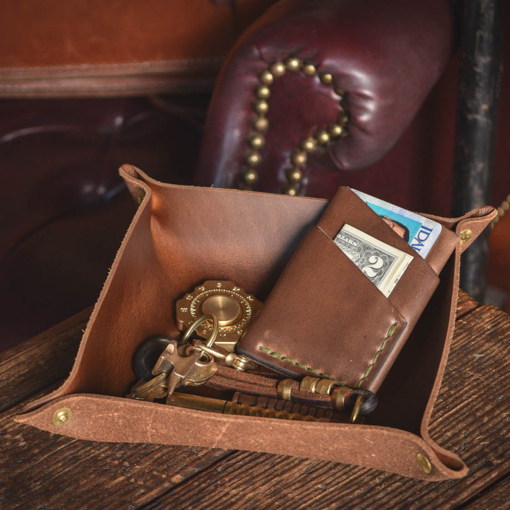 
                  
                    EDC Valet Tray, Leather Catch-all for Everyday Carry Handmade
                  
                