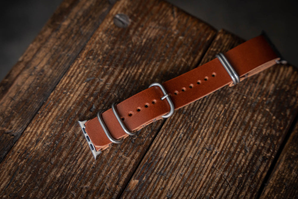 
            
                Load image into Gallery viewer, Apple Watch Leather N.A.T.O.Strap Brown
            
        