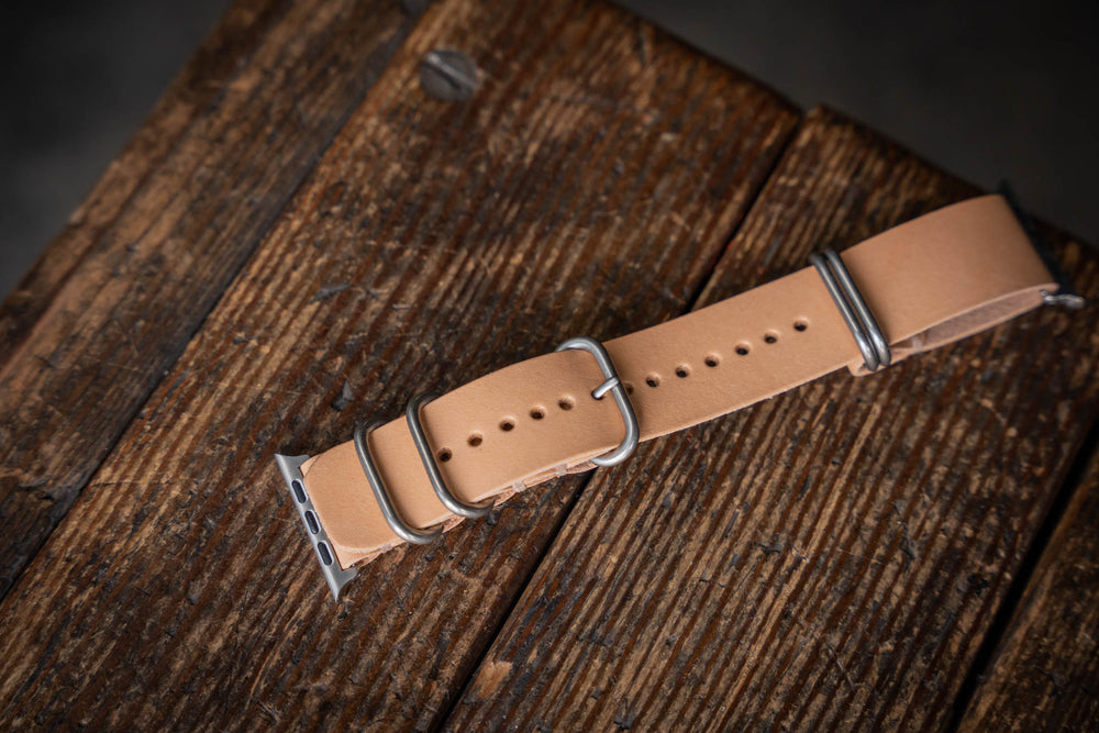 
            
                Load image into Gallery viewer, Apple watch strap handmade leather durable quality USA made natural vegtan vegetable tanning
            
        