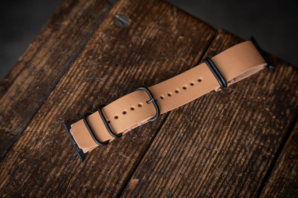
            
                Load image into Gallery viewer, Apple watch strap handmade leather durable quality USA made natural vegtan vegetable tanning
            
        