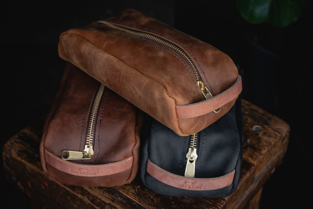 Men's Leather Shaving and Toiletries Roll Case | Divina Denuevo