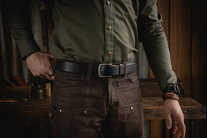 
            
                Load image into Gallery viewer, thick black full grain leather belt handnmade durable work belts
            
        