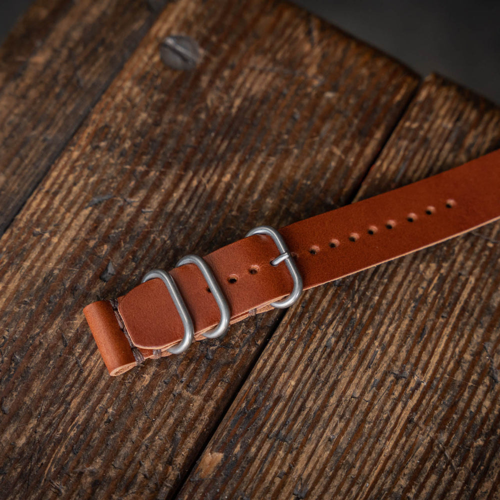 
                  
                    Handmade leather watch straps vegetable tanned durable rugged thick sturdy
                  
                