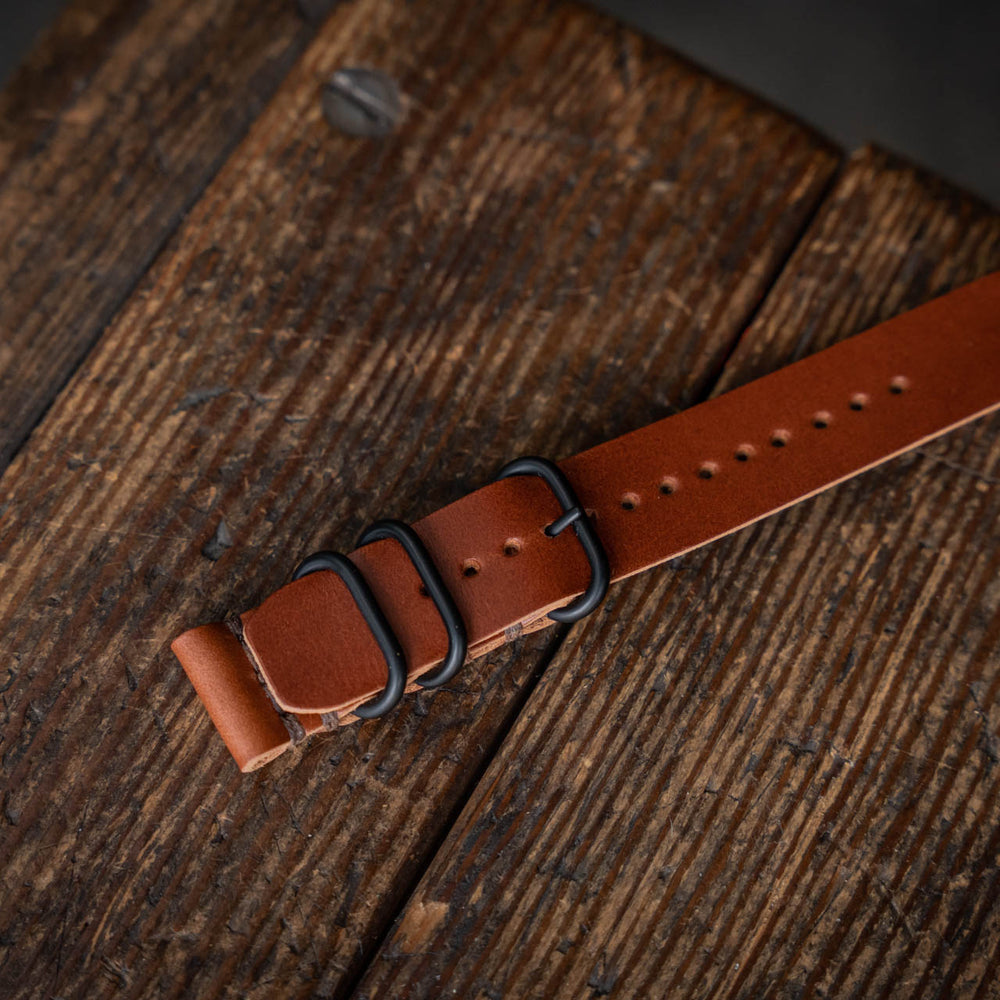 
                  
                    Handmade leather watch straps vegetable tanned durable rugged thick sturdy
                  
                