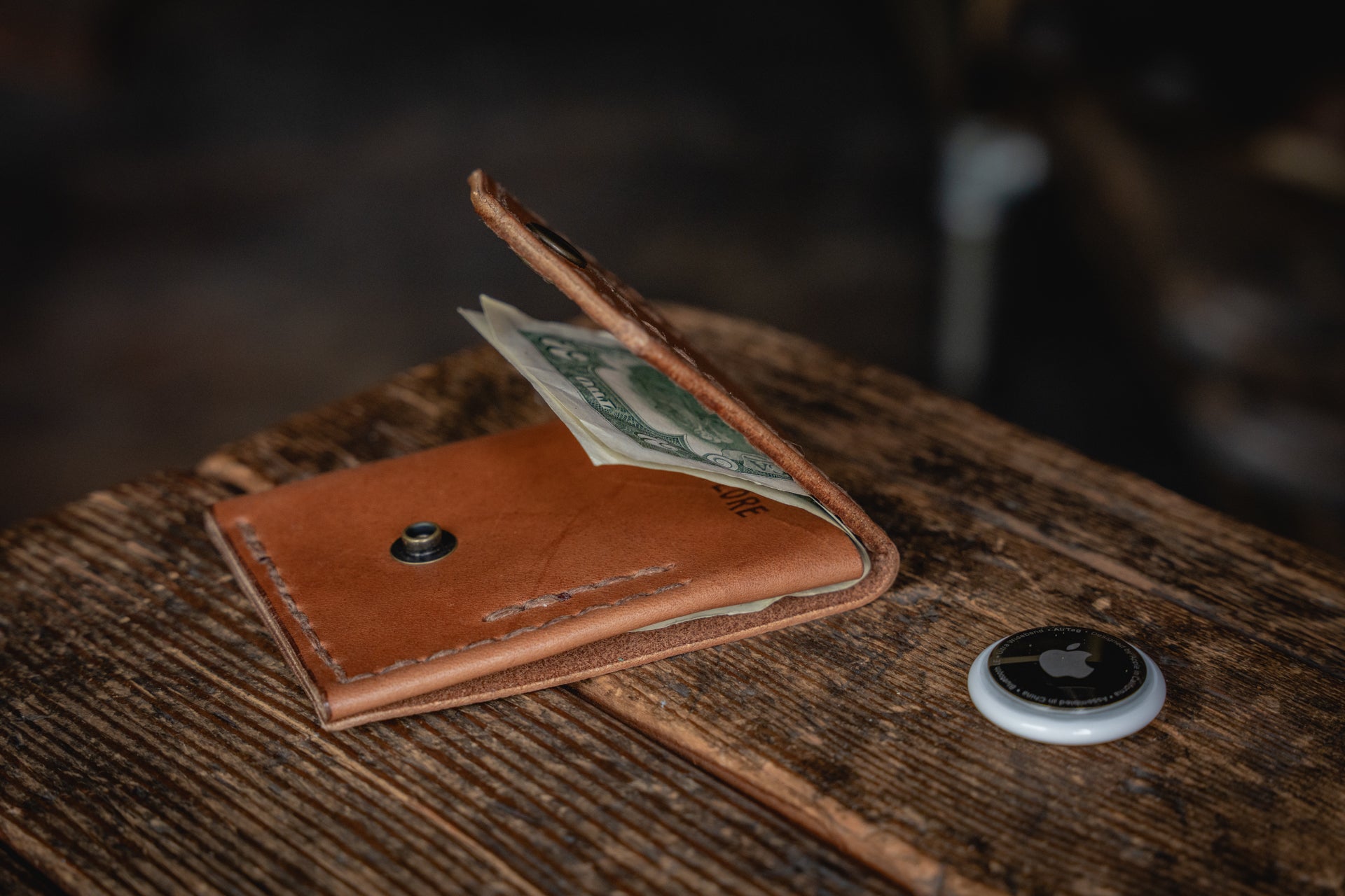 折りたたみ財布 ETRO FW25 Wallets & Card holders (WP2D0007 AA001M0019) Amazon.com: ID Stronghold Waltlet - RFID Blocking Bifold