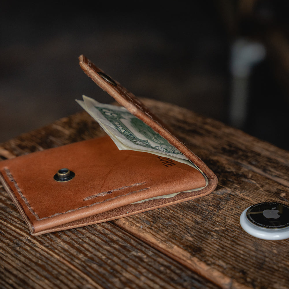 
                  
                    Worry Wallet Apple AirTag Coin Card Cash Handmade Leather Quality Wallet
                  
                