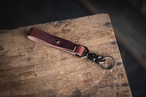 Leather Key Kedge, Sturdy Key Chain Strap and Trigger Snap – Craft