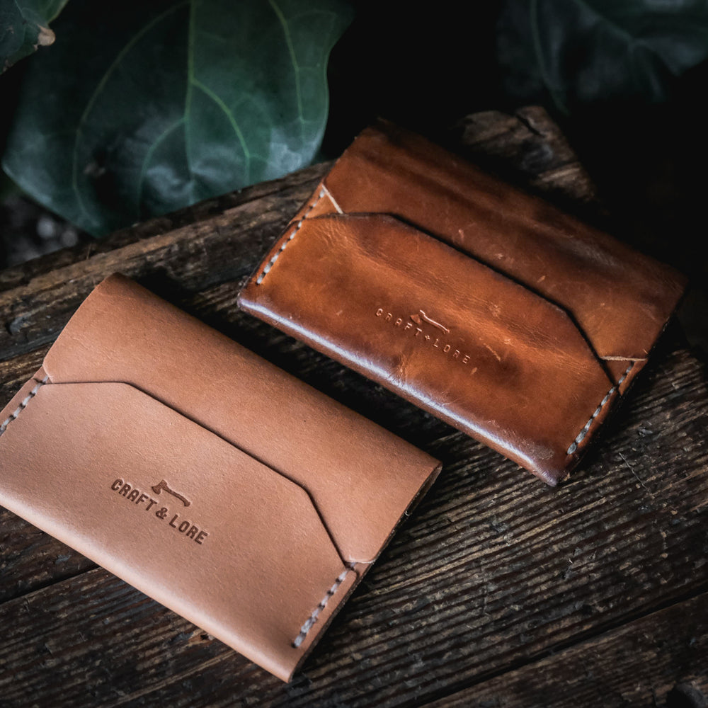 
                  
                    Enfold Wallet Horween Dublin Handmade Quality Durable Alternative Unique Original Design Style Buck Brown Wickett Craig Natural Veg Tan Patina
                  
                