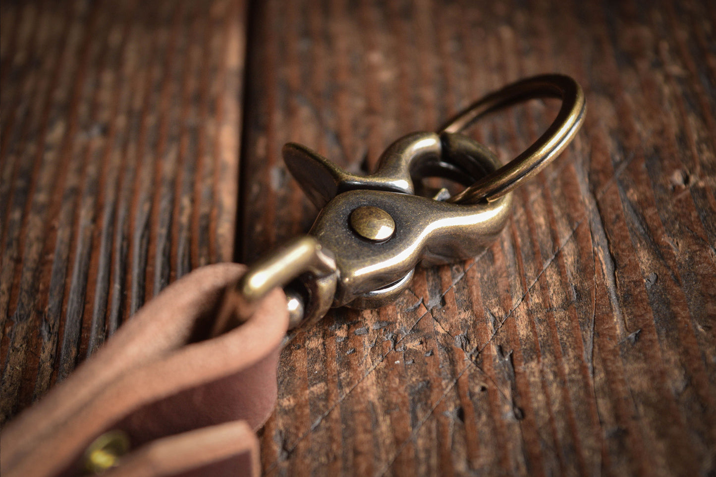 Thick leather key chain brass trigger snap keys keychain kedge durable thick rugged rustic patina handmade usa quality